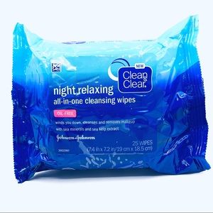 2 Pk Clean & Clear Face Wipes *50 Total Wipes*